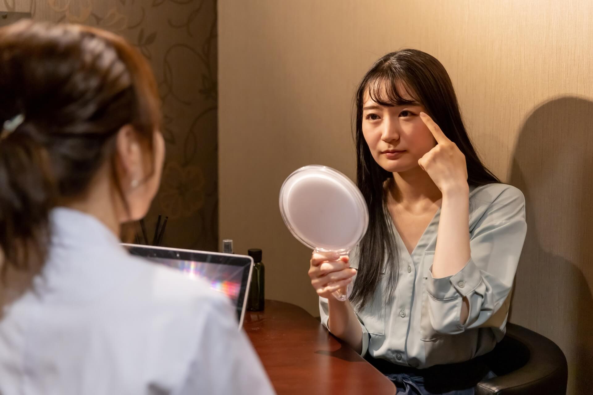 二重整形の修正手術前に知っておきたいポイント